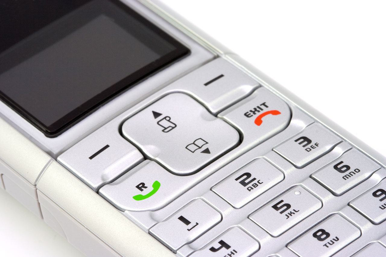 An older non-smart mobile phone.